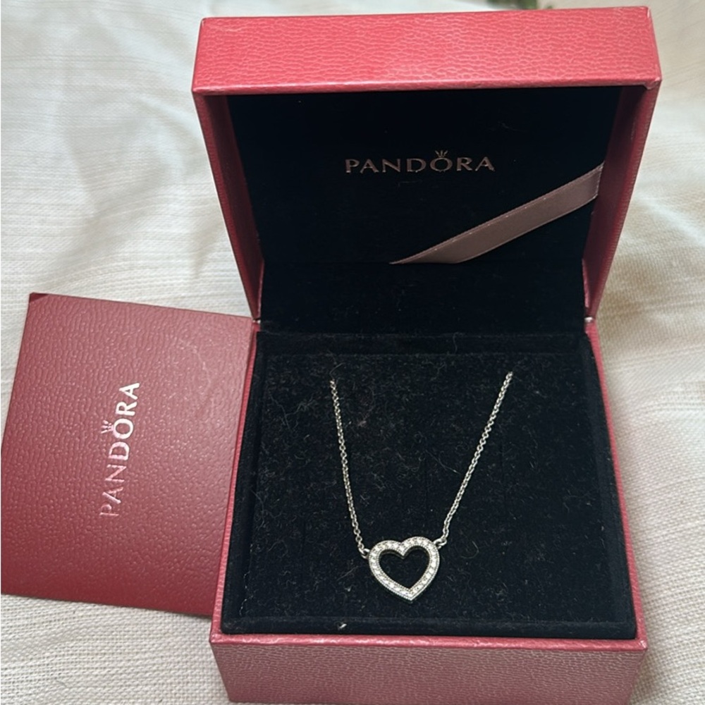 Pandora Sparkling Heart Necklace - Like New